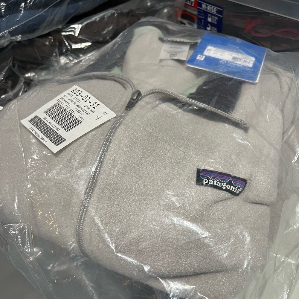 NWT Men’s Patagonia Synch Marsupial - Picture 2 of 4